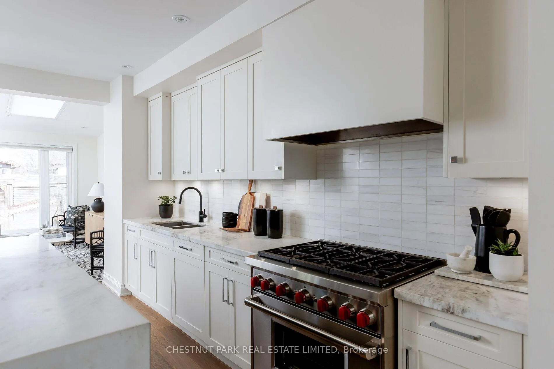 Photo 7 of 144 Barton Avenue, Toronto, The Annex — HOMEH