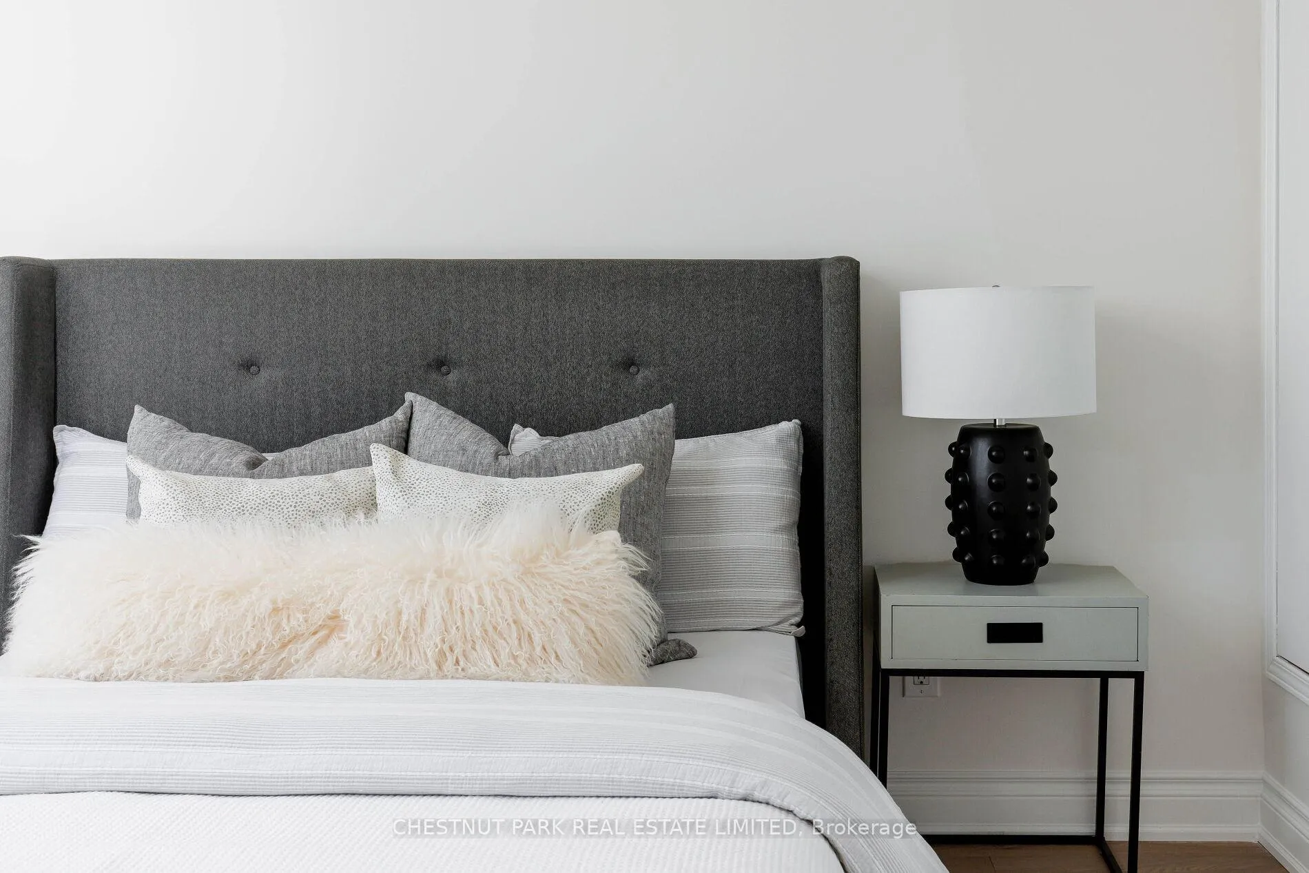 Photo 16 of 144 Barton Avenue, Toronto, The Annex — HOMEH
