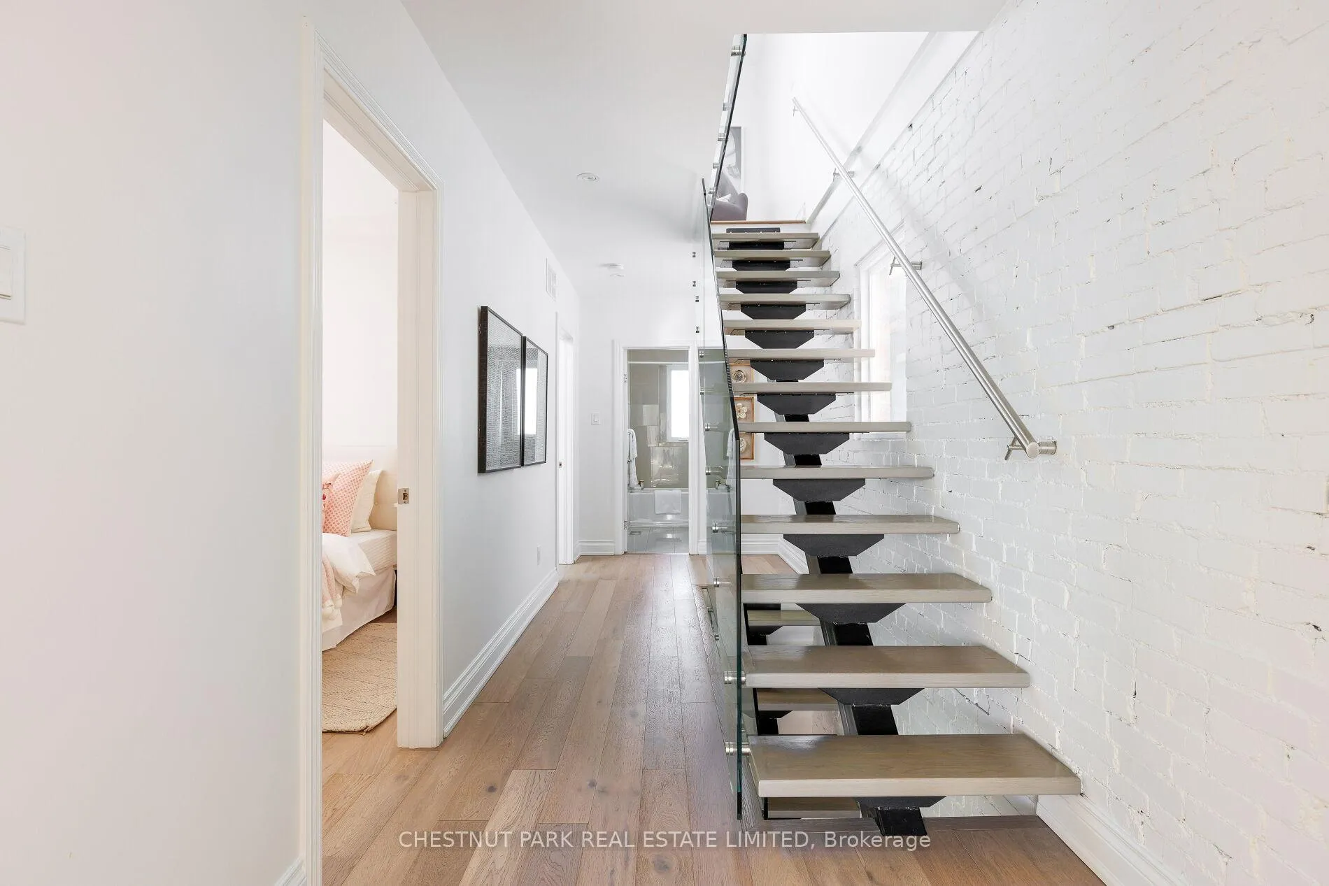 Photo 23 of 144 Barton Avenue, Toronto, The Annex — HOMEH