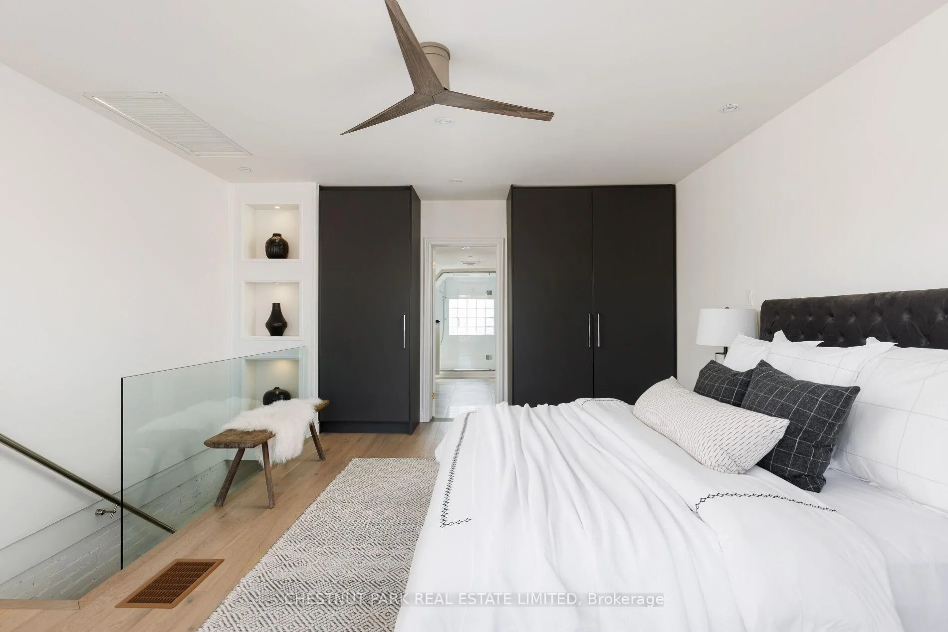 Photo 26 of 144 Barton Avenue, Toronto, The Annex — HOMEH