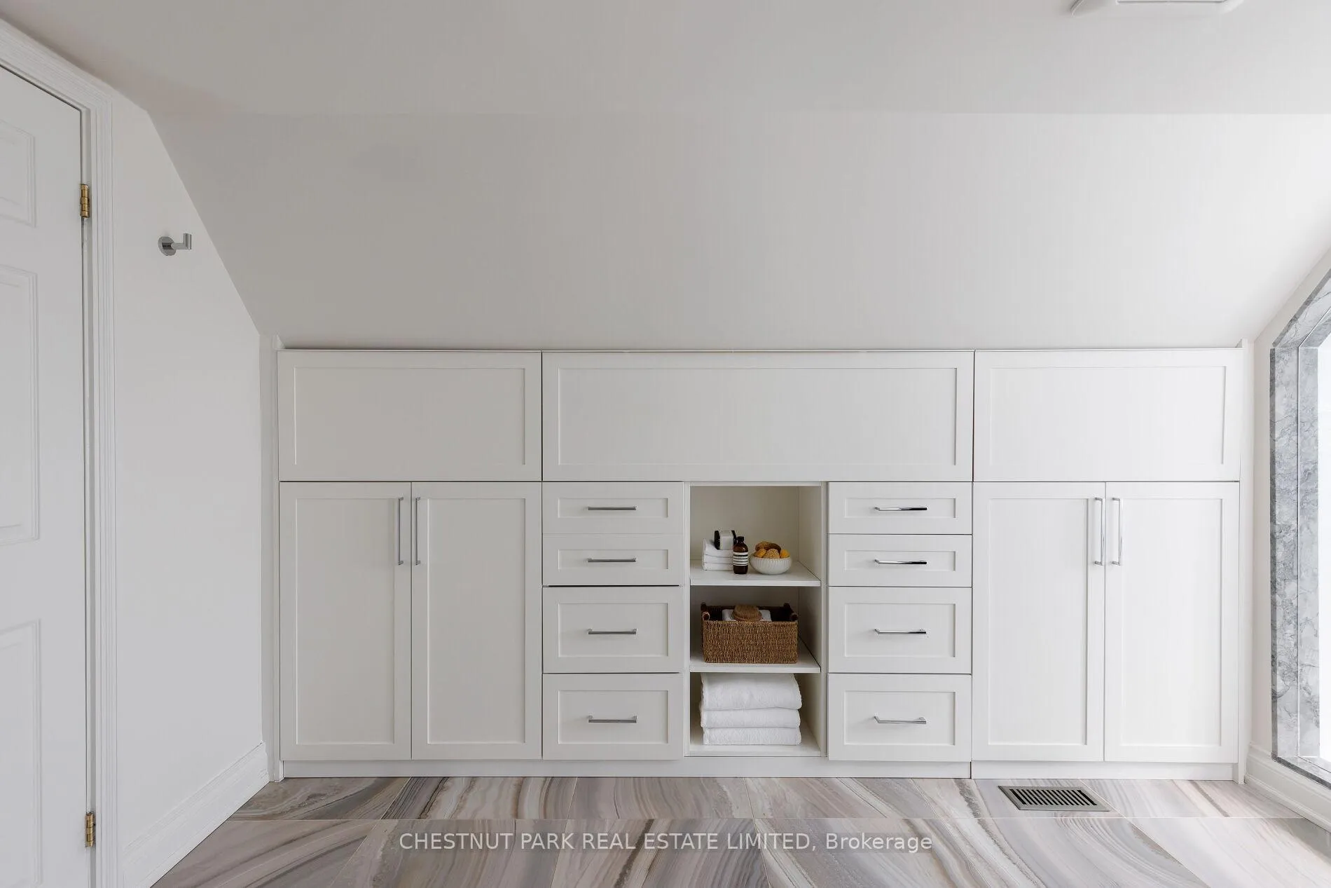 Photo 29 of 144 Barton Avenue, Toronto, The Annex — HOMEH