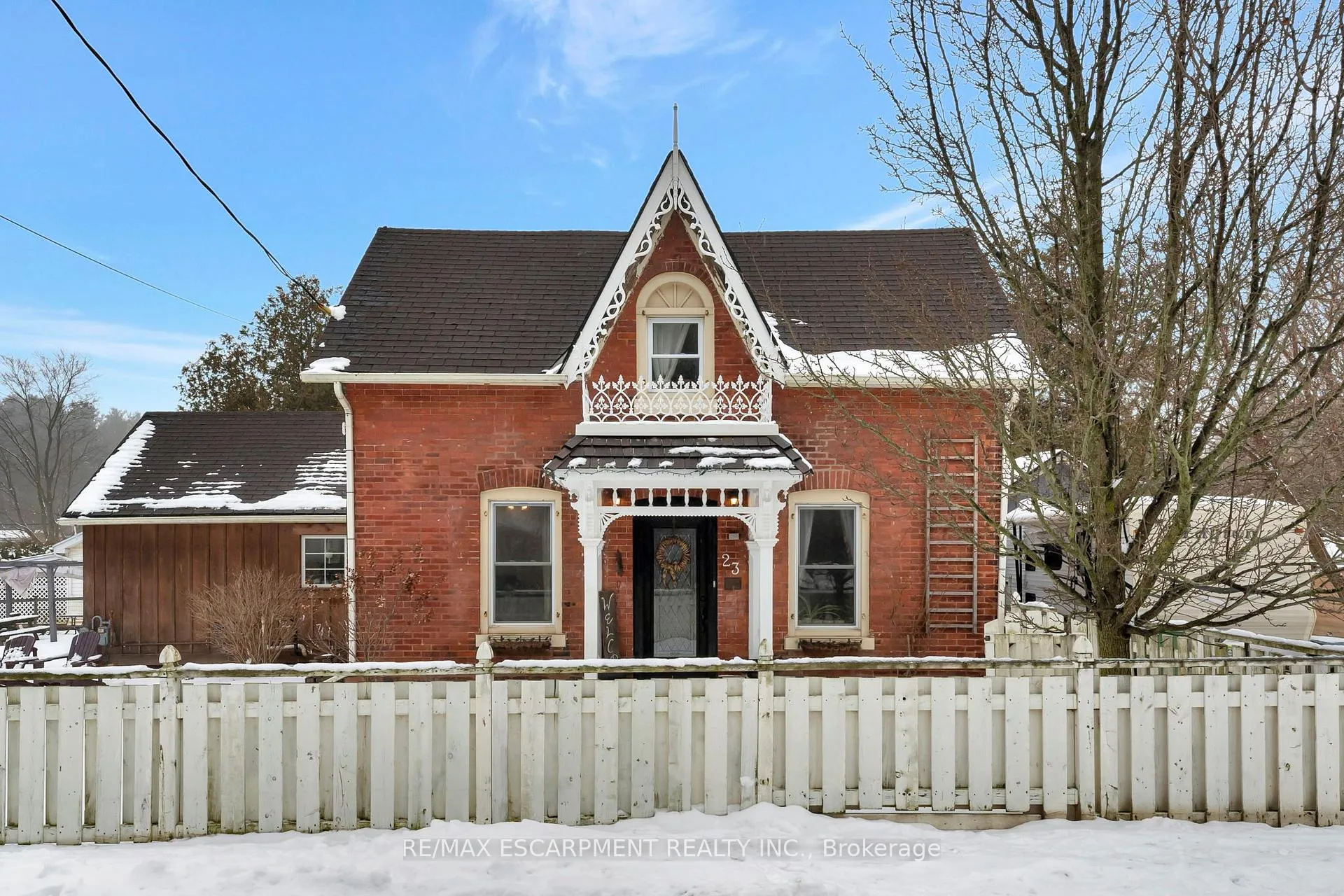 Photo 1 of 23 Union Street, Hamilton, Ancaster — HOMEH