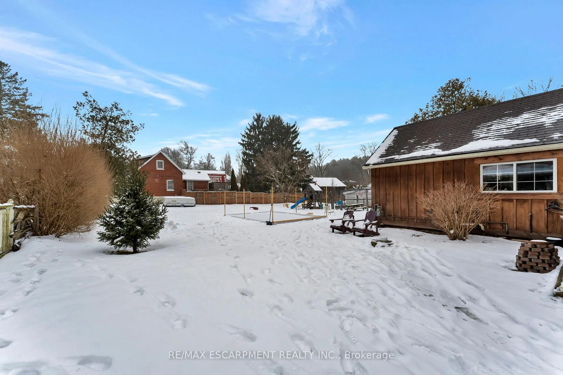 Photo 33 of 23 Union Street, Hamilton, Ancaster — HOMEH