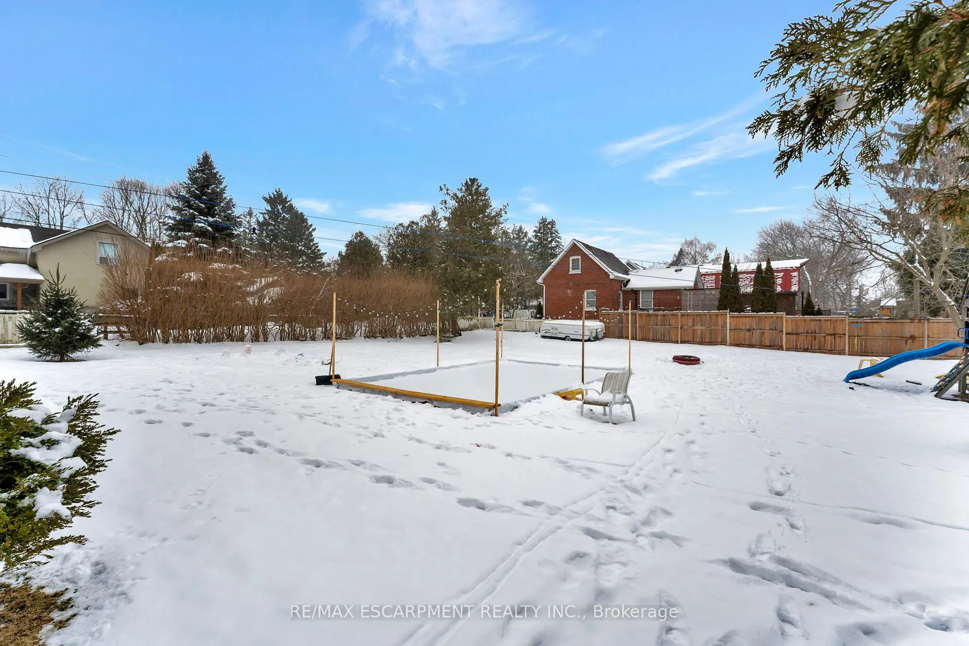 Photo 36 of 23 Union Street, Hamilton, Ancaster — HOMEH