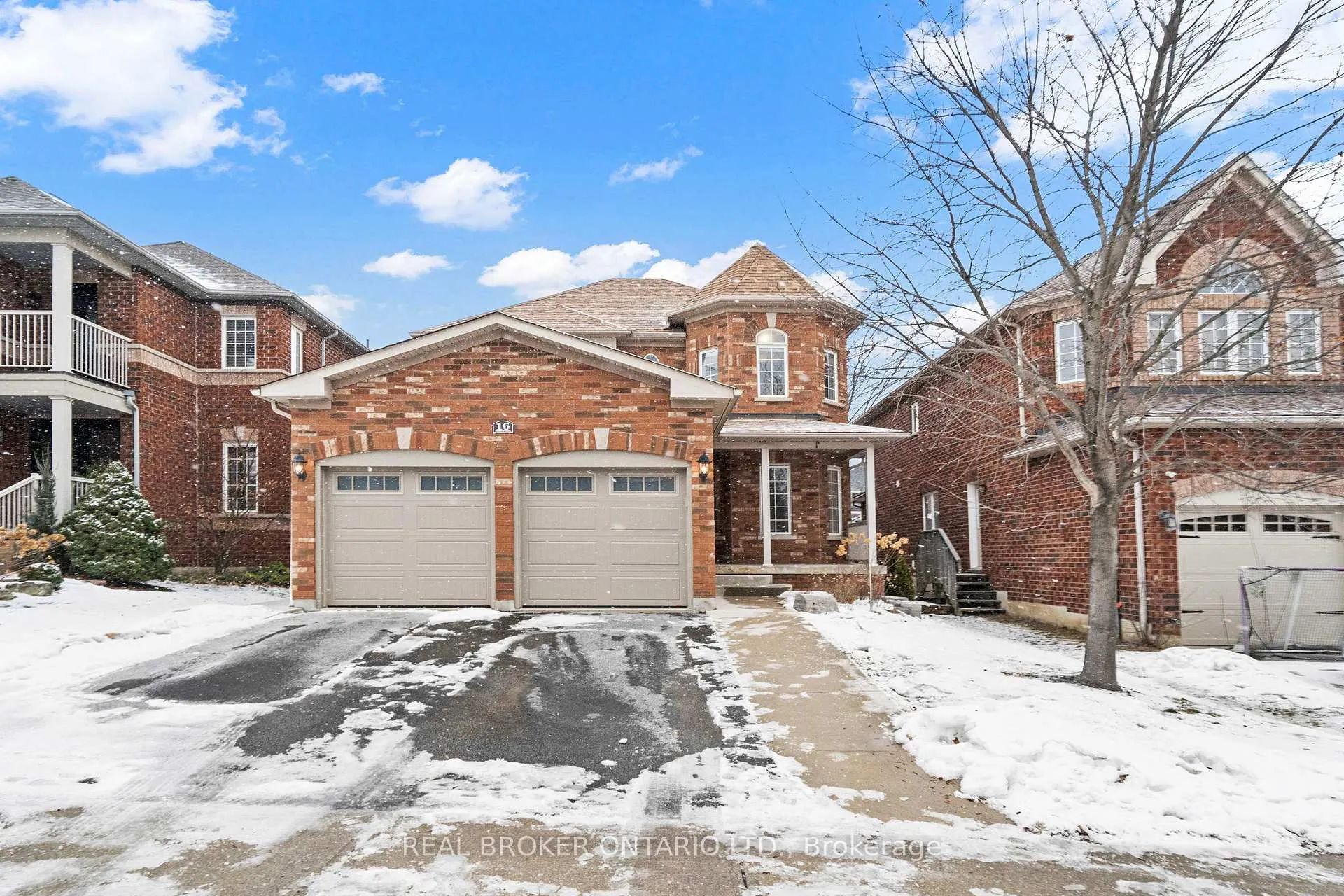 Photo 1 of 16 Forsyth Crescent, Halton Hills, Georgetown — HOMEH