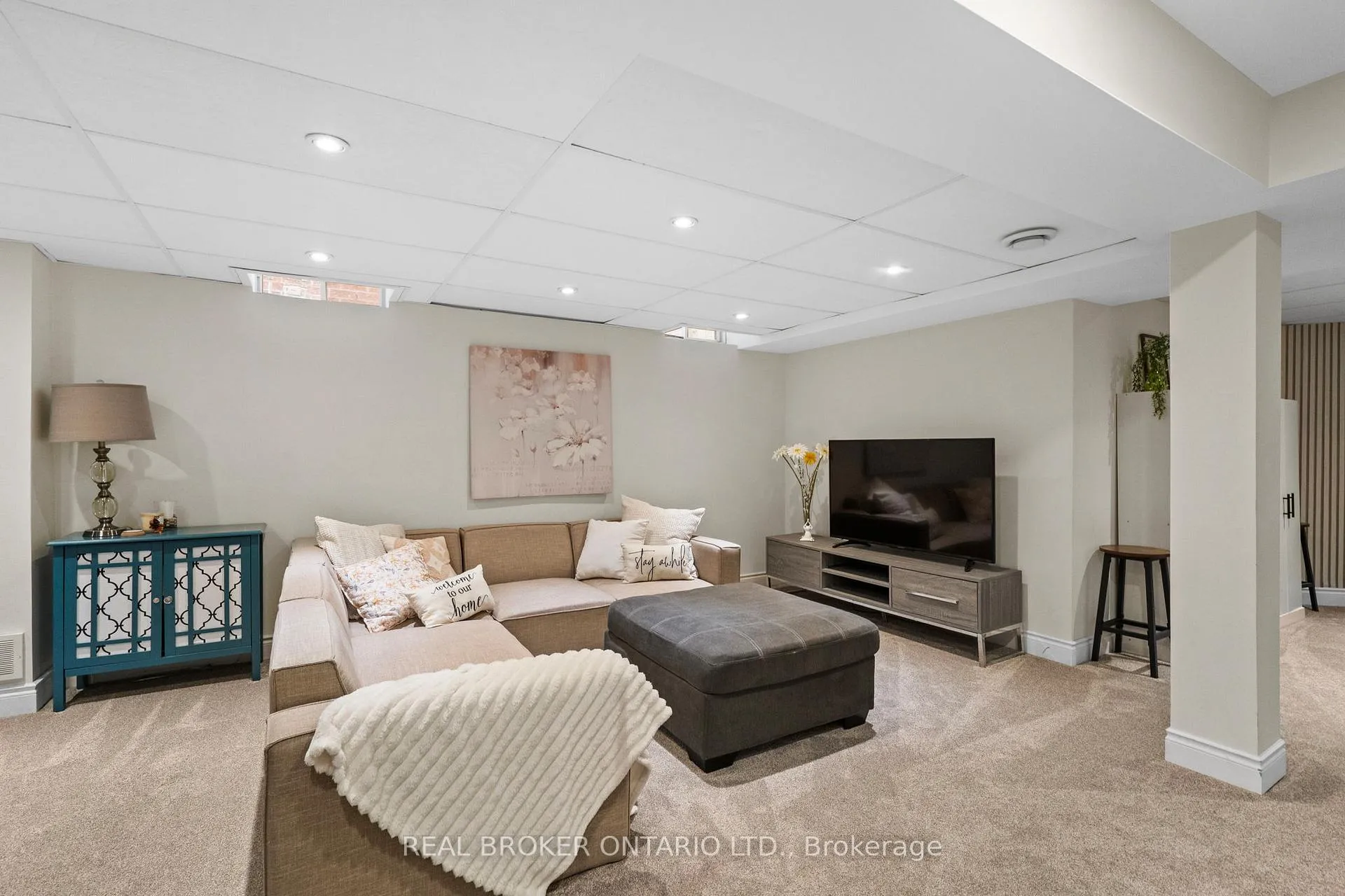 Photo 21 of 16 Forsyth Crescent, Halton Hills, Georgetown — HOMEH