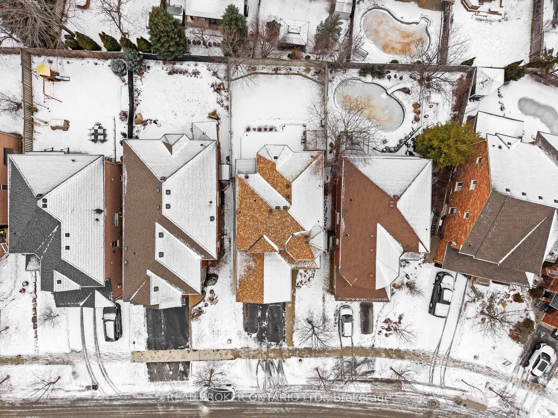Photo 30 of 16 Forsyth Crescent, Halton Hills, Georgetown — HOMEH
