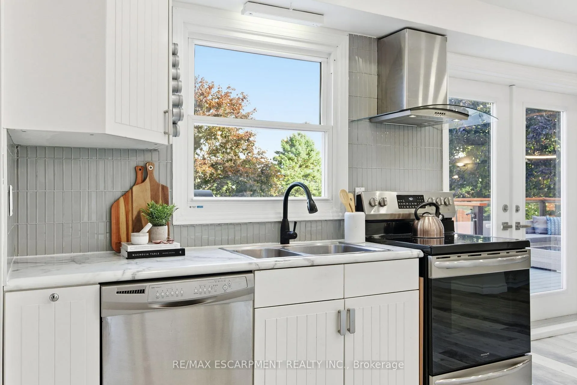 Photo 10 of 47 Valley Road, Hamilton, Pleasant View — HOMEH