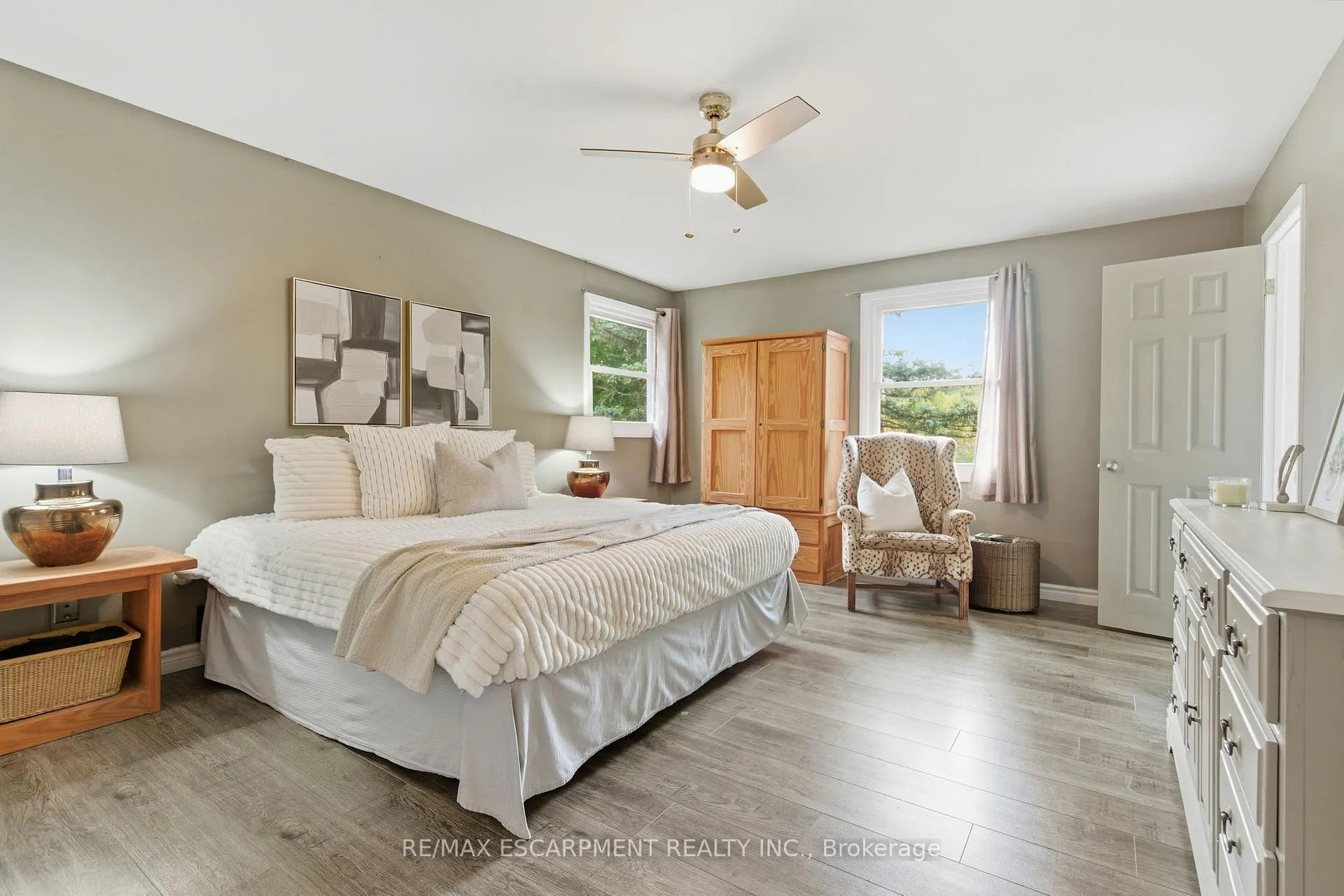 Photo 15 of 47 Valley Road, Hamilton, Pleasant View — HOMEH