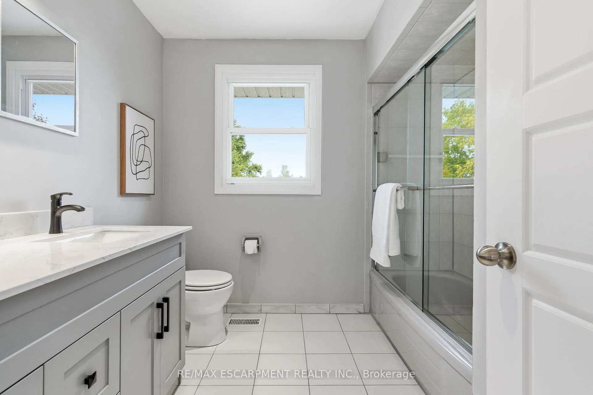 Photo 22 of 47 Valley Road, Hamilton, Pleasant View — HOMEH