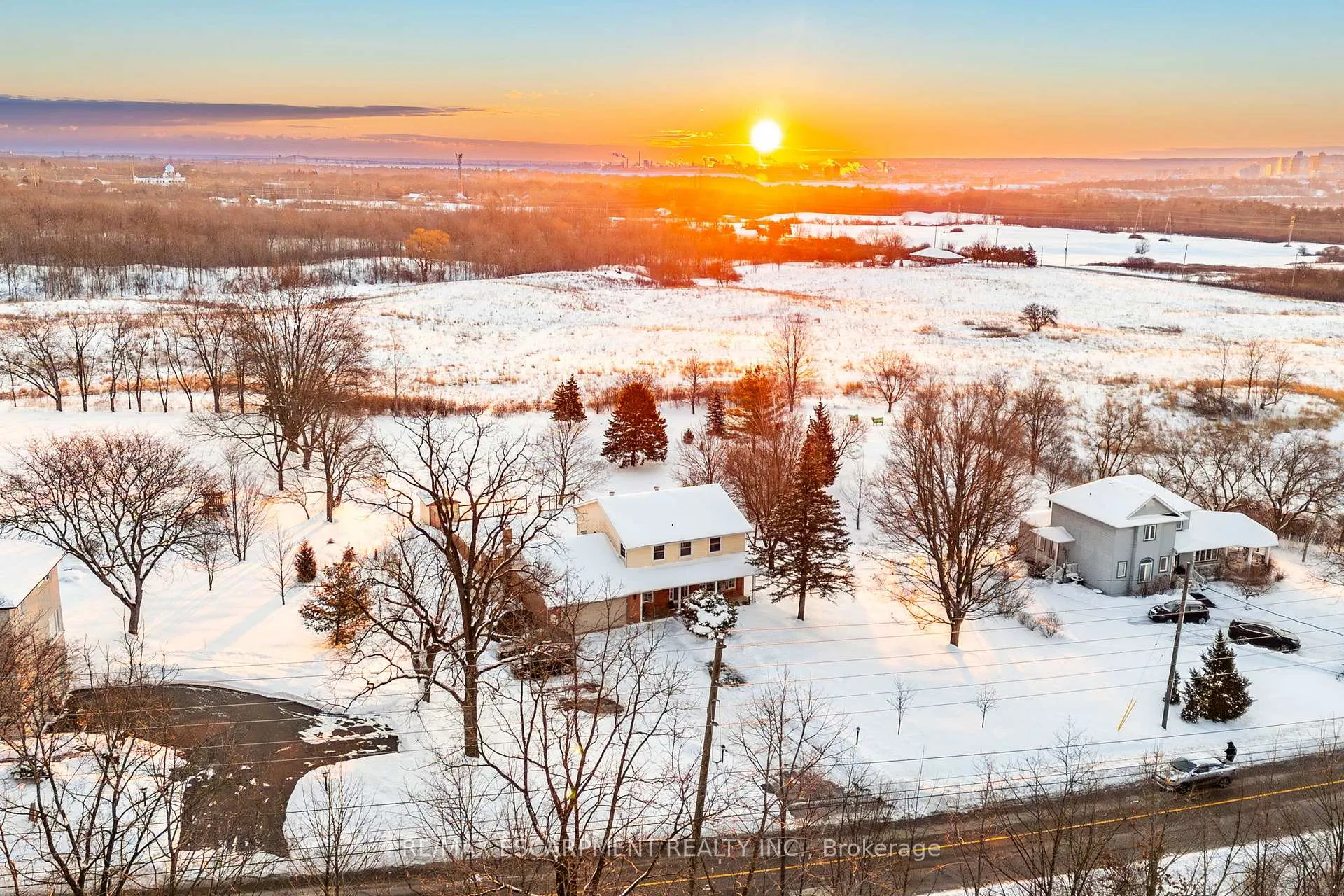 Photo 44 of 47 Valley Road, Hamilton, Pleasant View — HOMEH