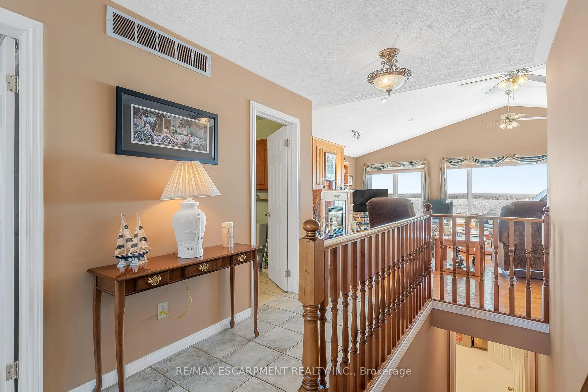 Photo 5 of 2948 Northshore Drive, Haldimand — HOMEH