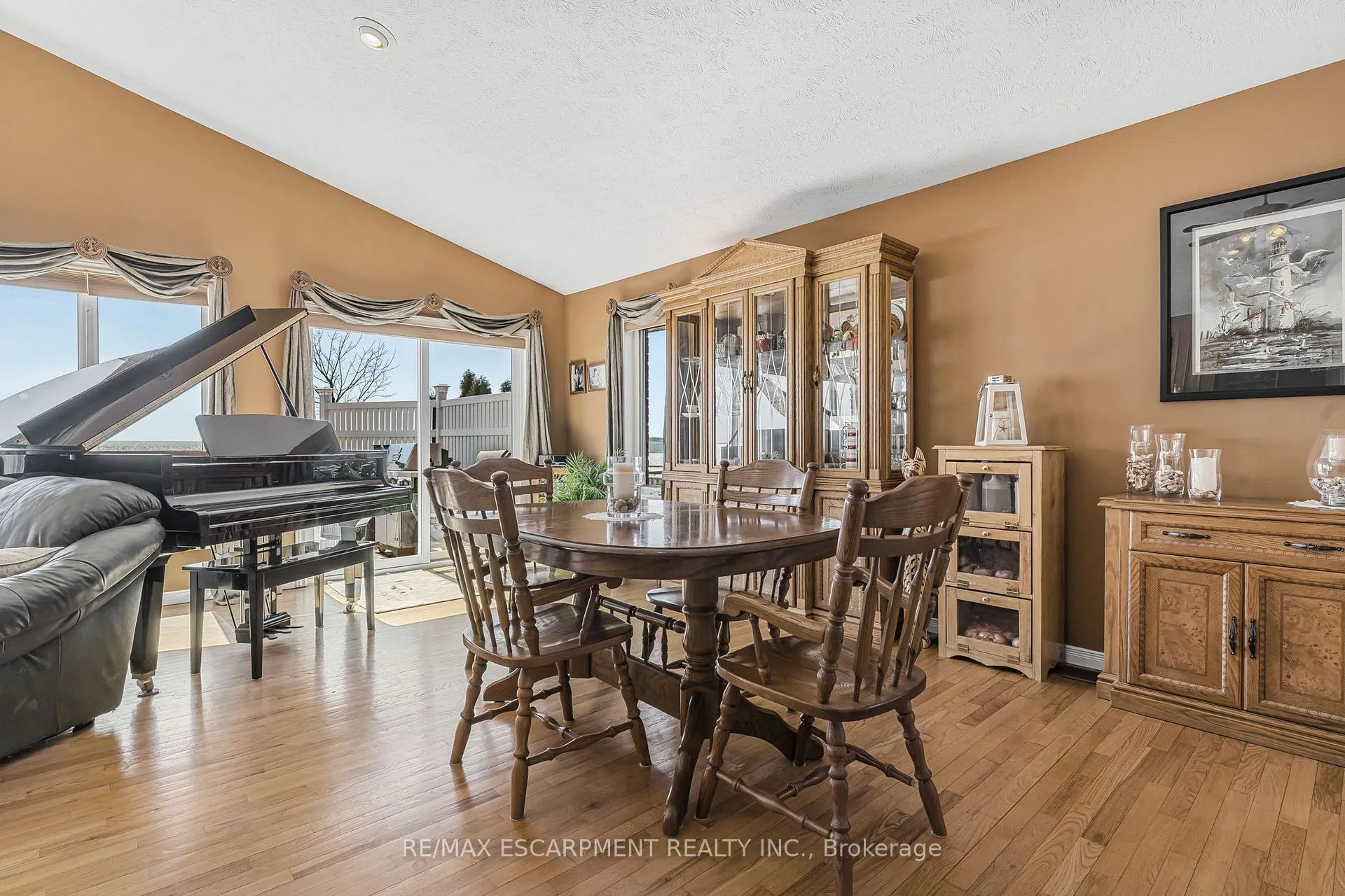 Photo 14 of 2948 Northshore Drive, Haldimand — HOMEH