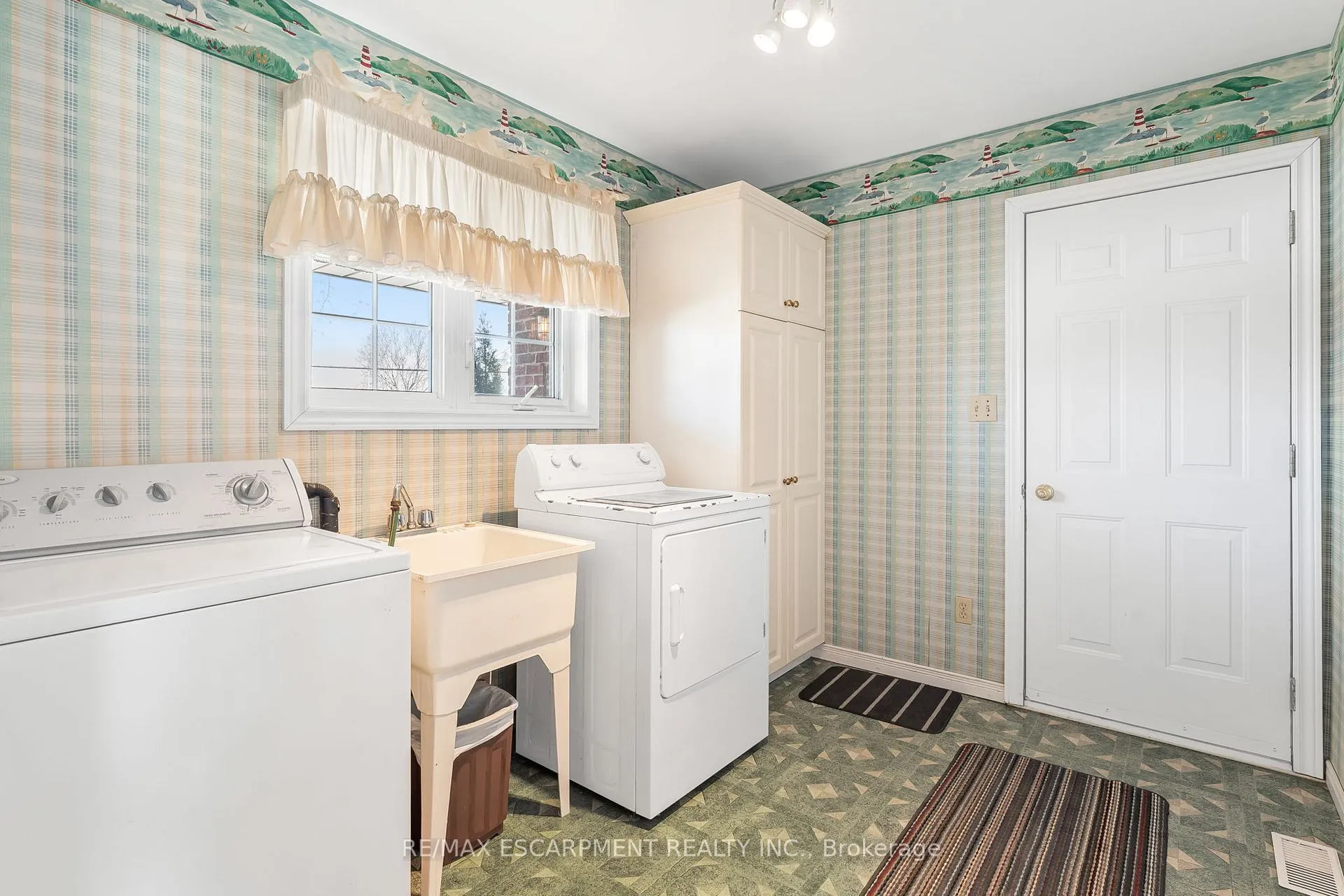 Photo 27 of 2948 Northshore Drive, Haldimand — HOMEH