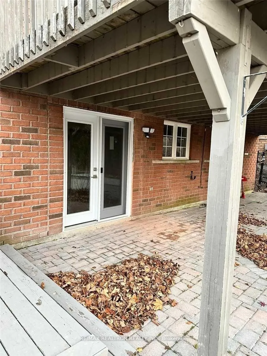 Photo 12 of 35 Westacott Crescent, Ajax, Northeast Ajax — HOMEH