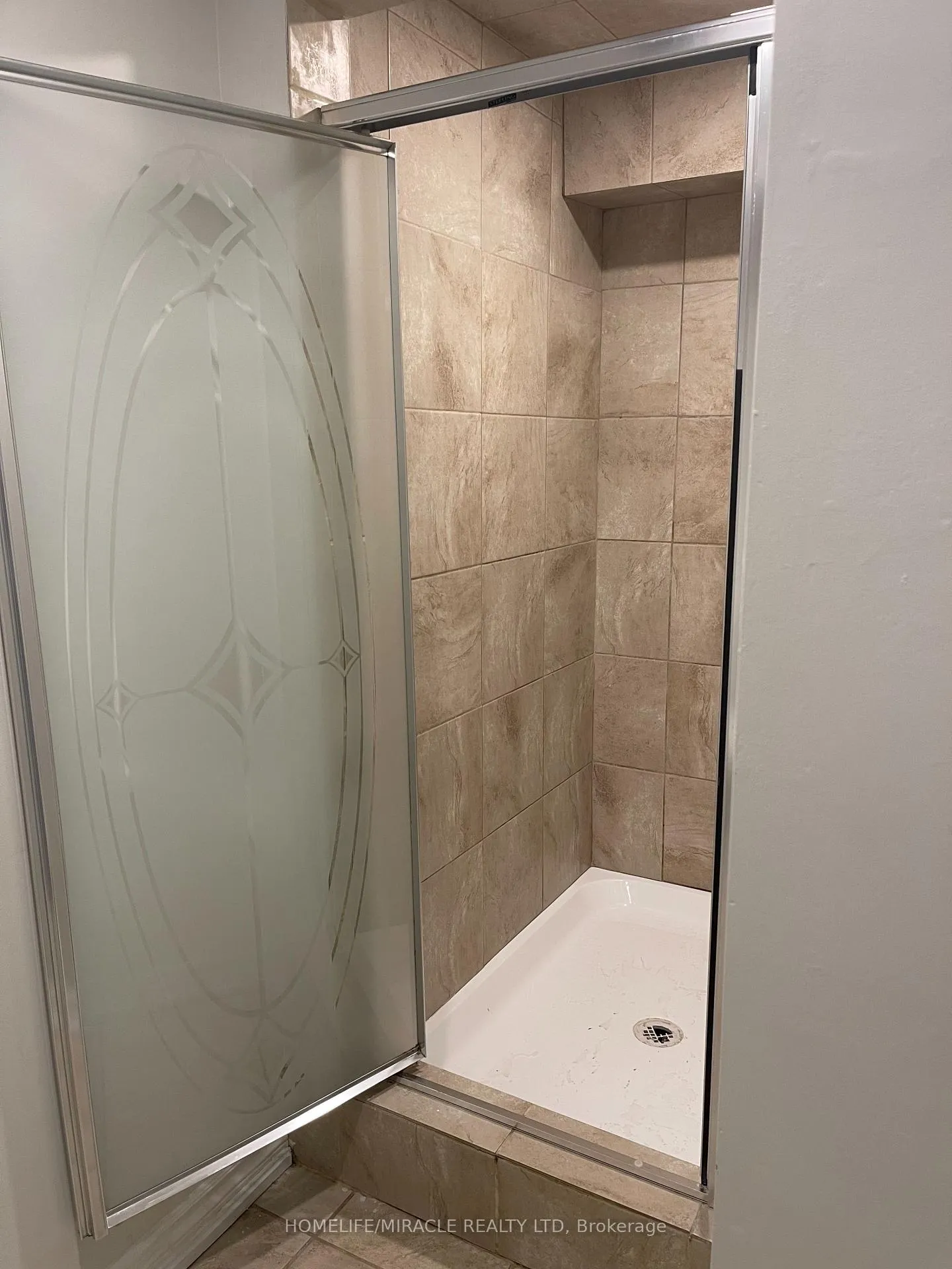 Photo 6 of Unit Basement, 1487 Chretien Street E, Milton, Ford — HOMEH