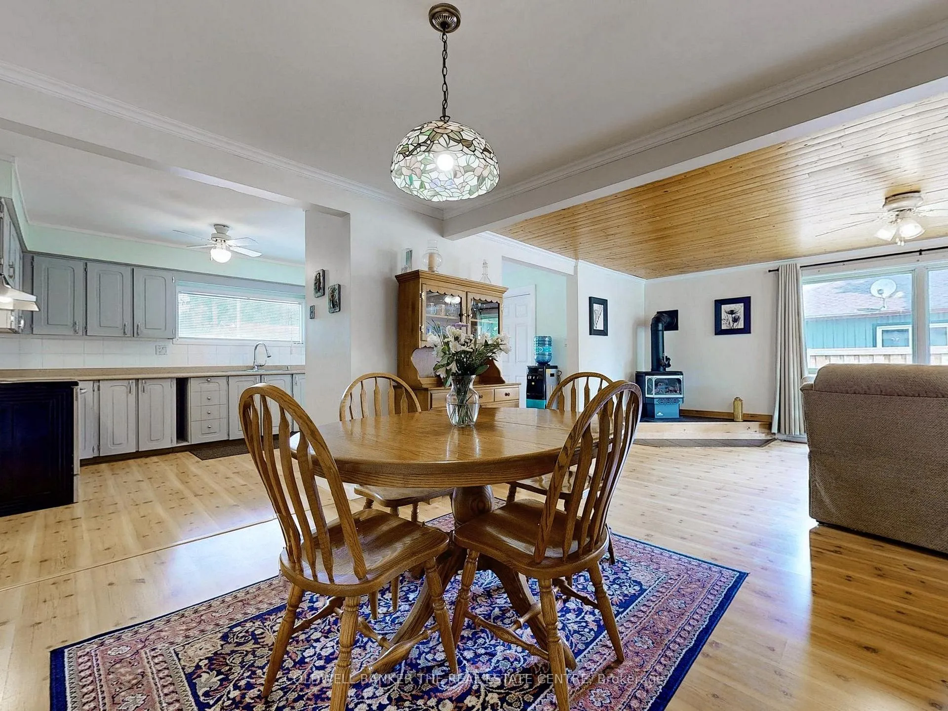 Photo 18 of 910 Barry Avenue, Innisfil, Lefroy — HOMEH