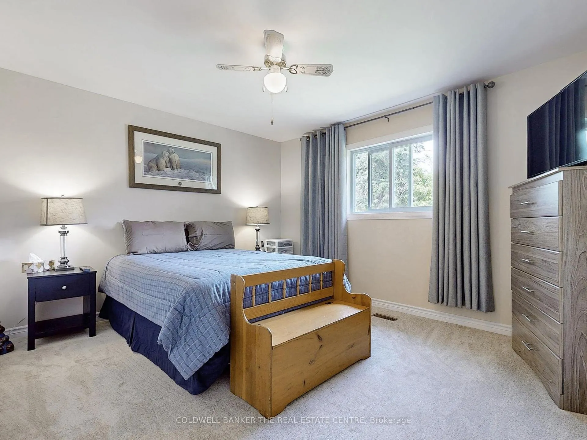 Photo 23 of 910 Barry Avenue, Innisfil, Lefroy — HOMEH