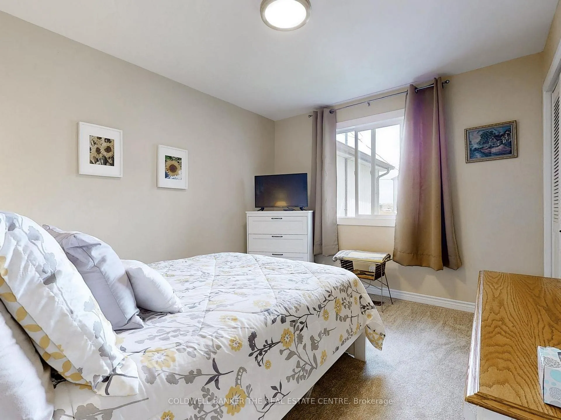 Photo 26 of 910 Barry Avenue, Innisfil, Lefroy — HOMEH