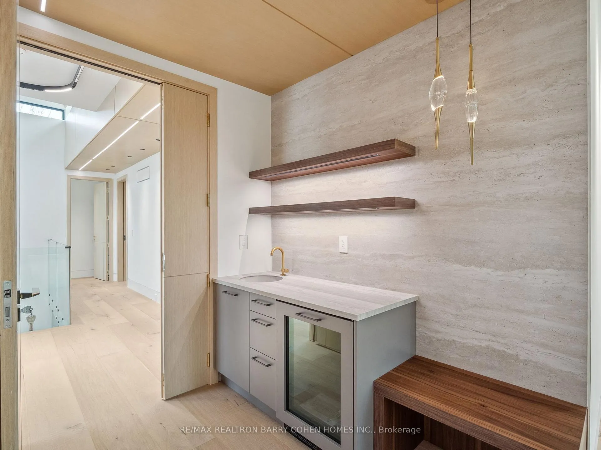 Photo 24 of 60 Alexandra Wood, Toronto, Bedford Park-Nortown — HOMEH