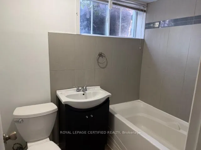 Photo 8 of Unit Lower, 6 Prince Charles Drive, Halton Hills, Georgetown — HOMEH