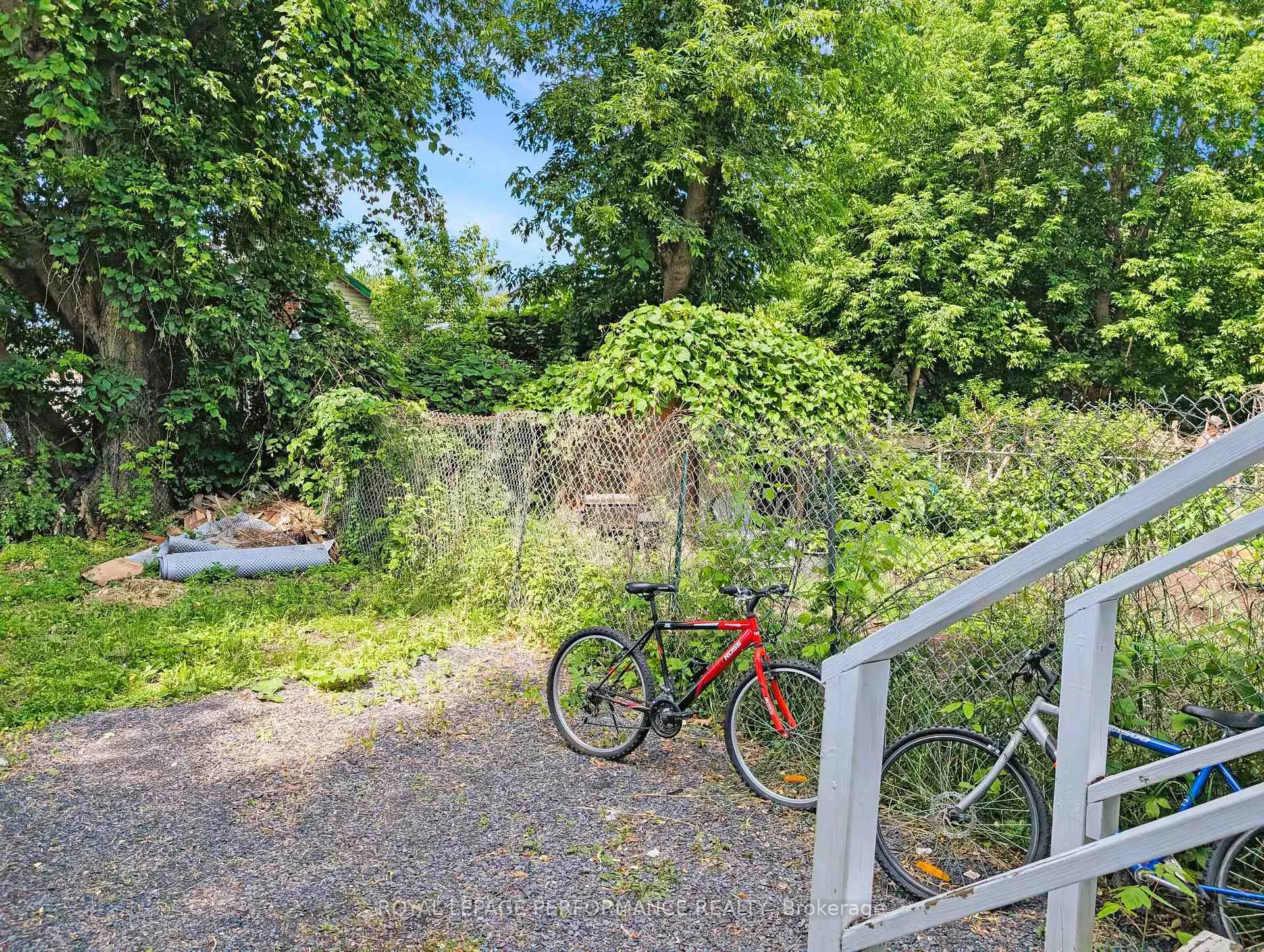 Photo 3 of 307-309 Prince Arthur Street, Cornwall — HOMEH