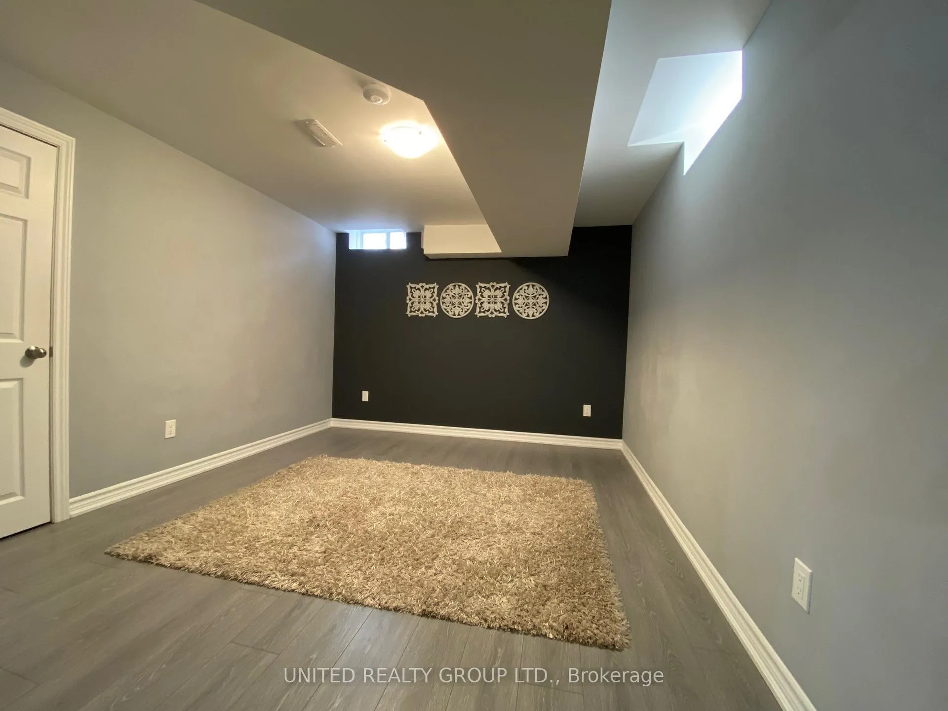 Front of Unit Basement, 271 Wardlaw Place