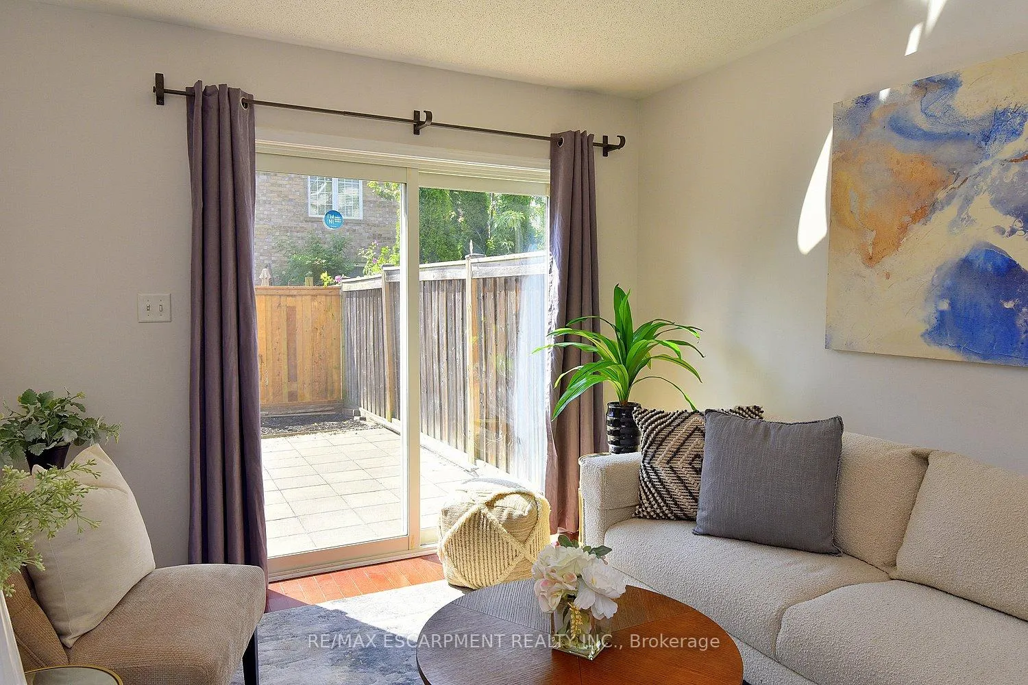 Photo 19 of 45 Ohara Lane, Hamilton, Meadowlands — HOMEH