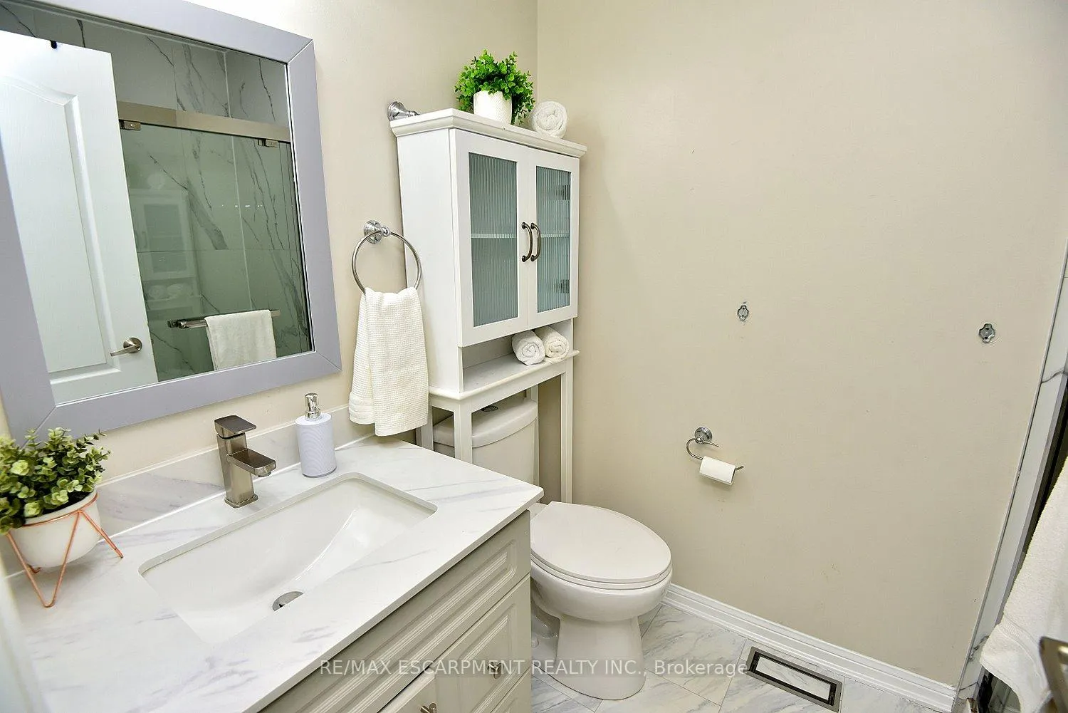 Photo 32 of 45 Ohara Lane, Hamilton, Meadowlands — HOMEH