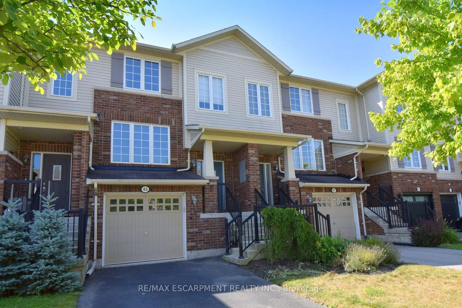 Photo 36 of 45 Ohara Lane, Hamilton, Meadowlands — HOMEH