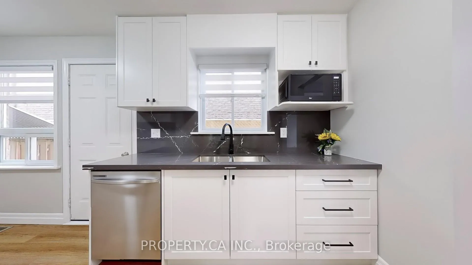 Photo 6 of 1556 Jaywin Circle, Pickering, Village East — HOMEH