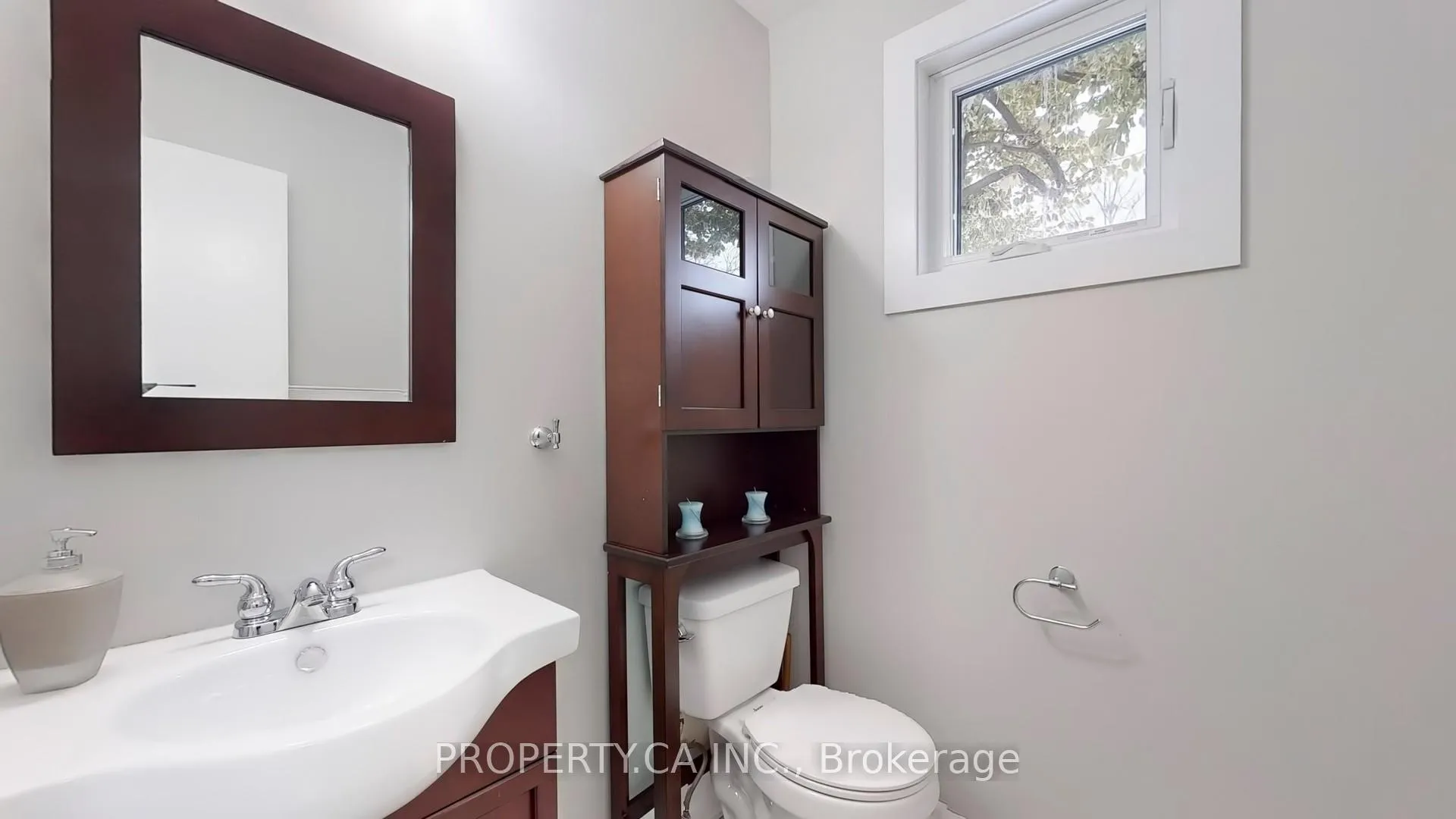 Photo 18 of 1556 Jaywin Circle, Pickering, Village East — HOMEH