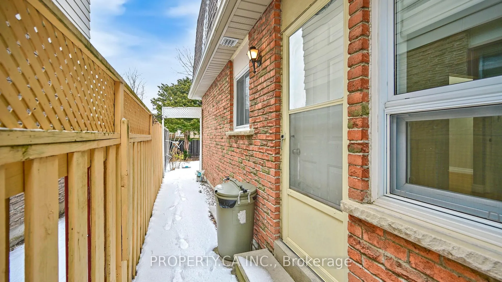 Photo 38 of 1556 Jaywin Circle, Pickering, Village East — HOMEH
