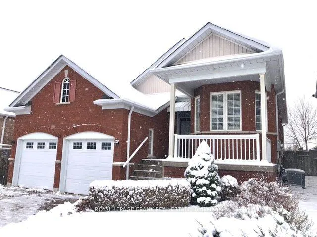 Photo 3 of 40 Kimberly Drive, Whitby, Brooklin — HOMEH