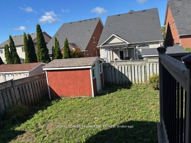 Photo 31 of 40 Kimberly Drive, Whitby, Brooklin — HOMEH
