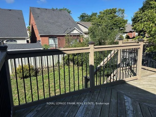 Photo 32 of 40 Kimberly Drive, Whitby, Brooklin — HOMEH