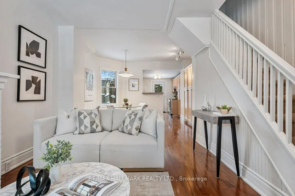 Photo 7 of 203 Oakcrest Avenue, Toronto, East End-Danforth — HOMEH