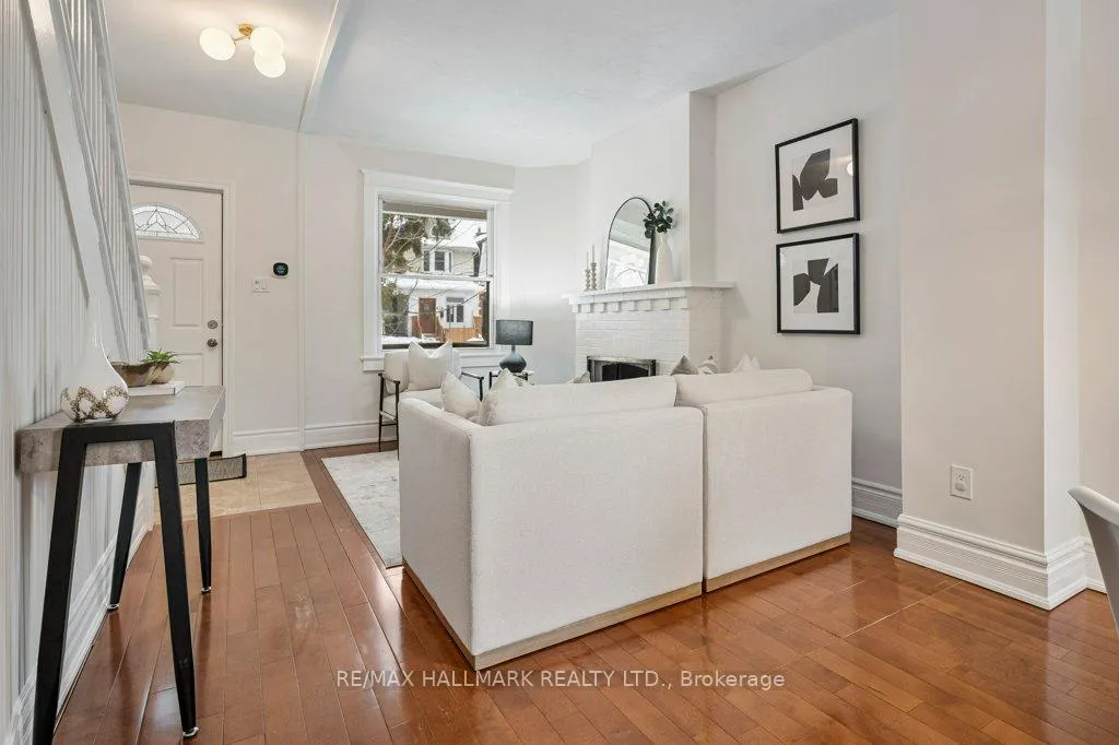 Photo 10 of 203 Oakcrest Avenue, Toronto, East End-Danforth — HOMEH