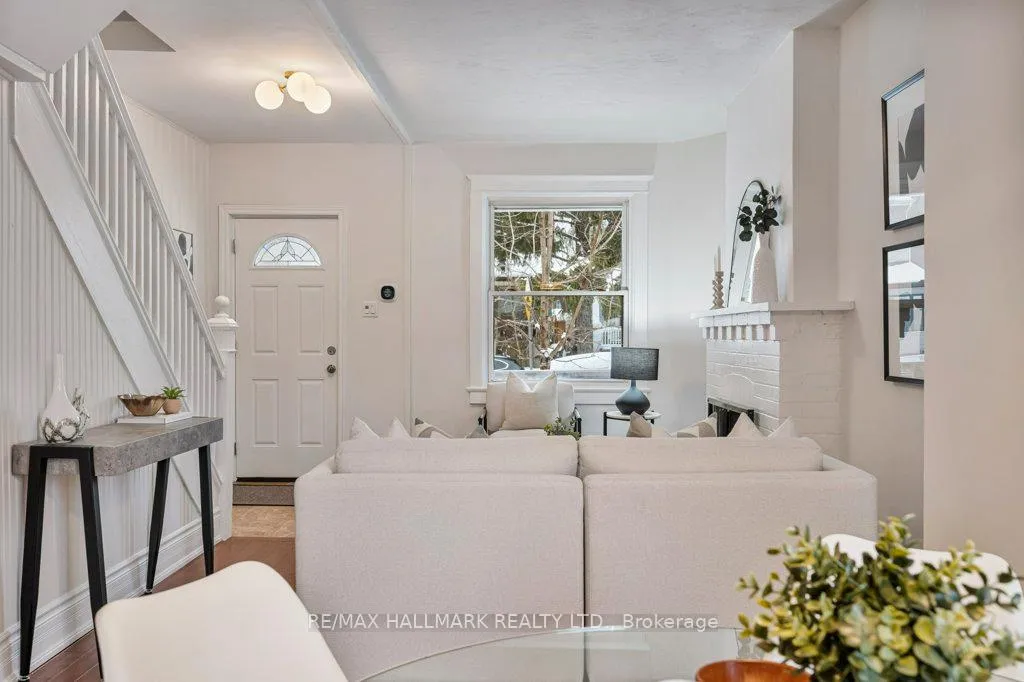 Photo 17 of 203 Oakcrest Avenue, Toronto, East End-Danforth — HOMEH