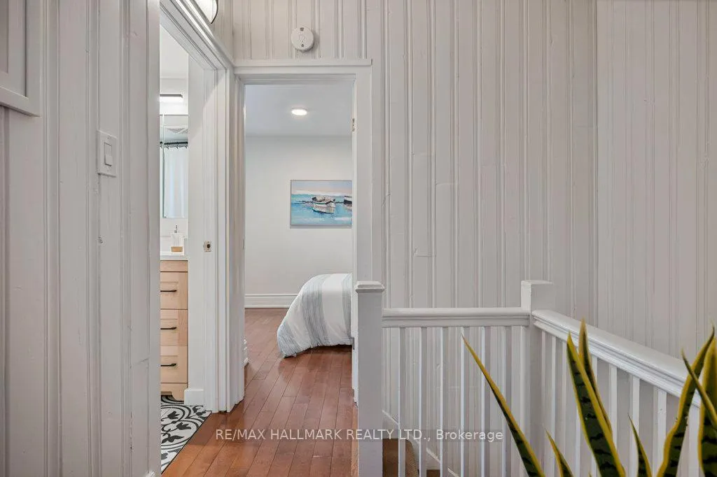 Photo 18 of 203 Oakcrest Avenue, Toronto, East End-Danforth — HOMEH