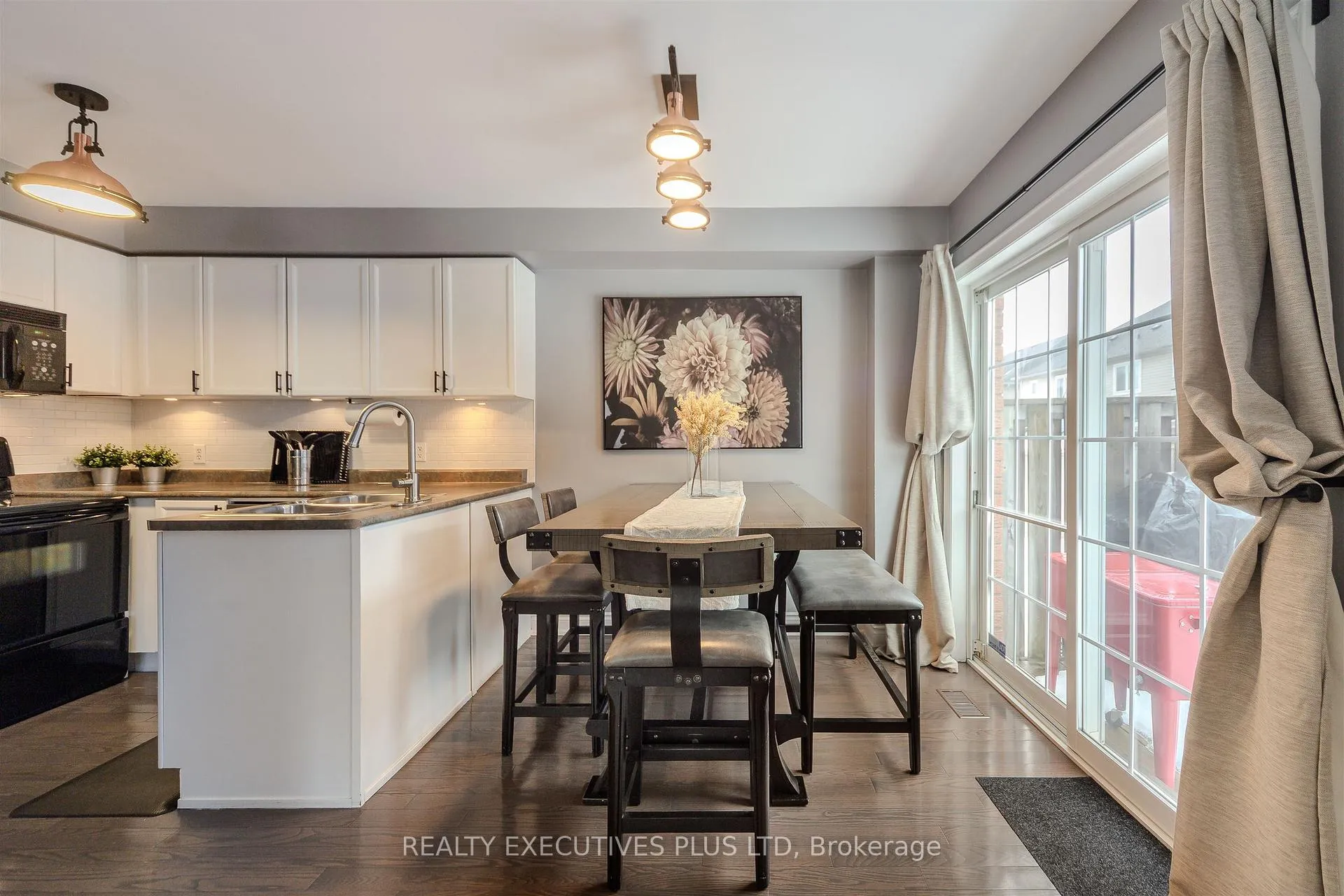 Photo 5 of 57 Tansley Crescent, Ajax, Northeast Ajax — HOMEH