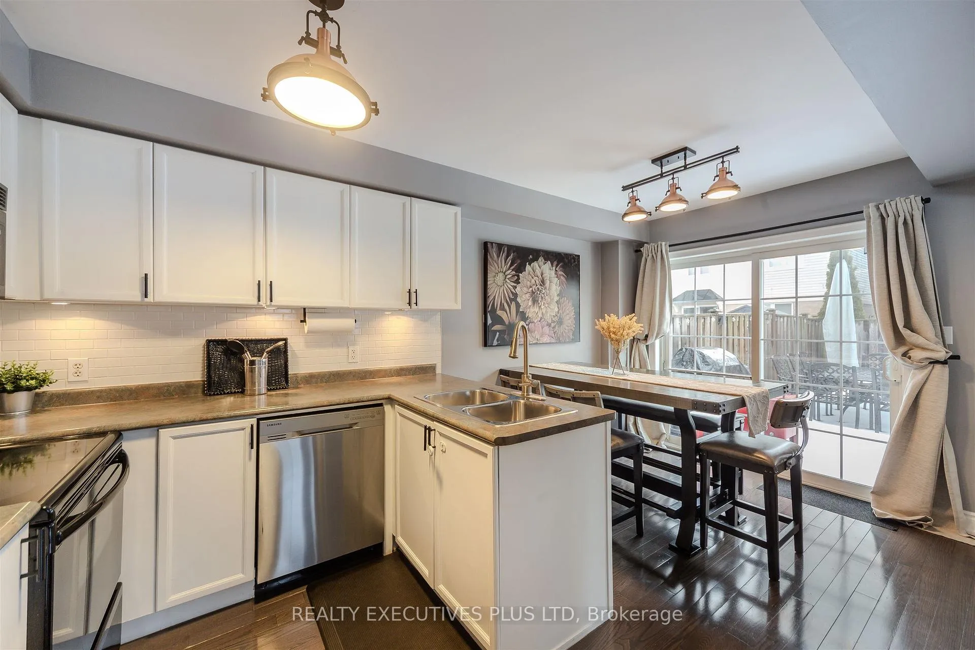 Photo 6 of 57 Tansley Crescent, Ajax, Northeast Ajax — HOMEH