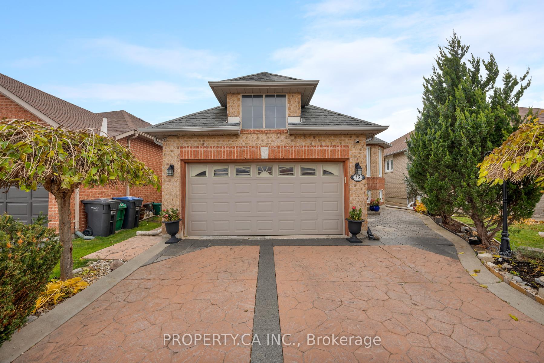 Photo 3 of 12 Suncrest Drive, Brampton, Brampton West — HOMEH