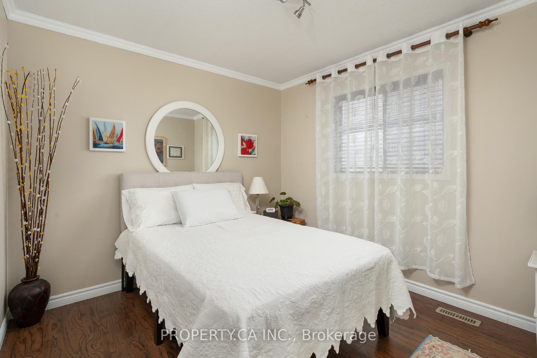 Photo 20 of 12 Suncrest Drive, Brampton, Brampton West — HOMEH