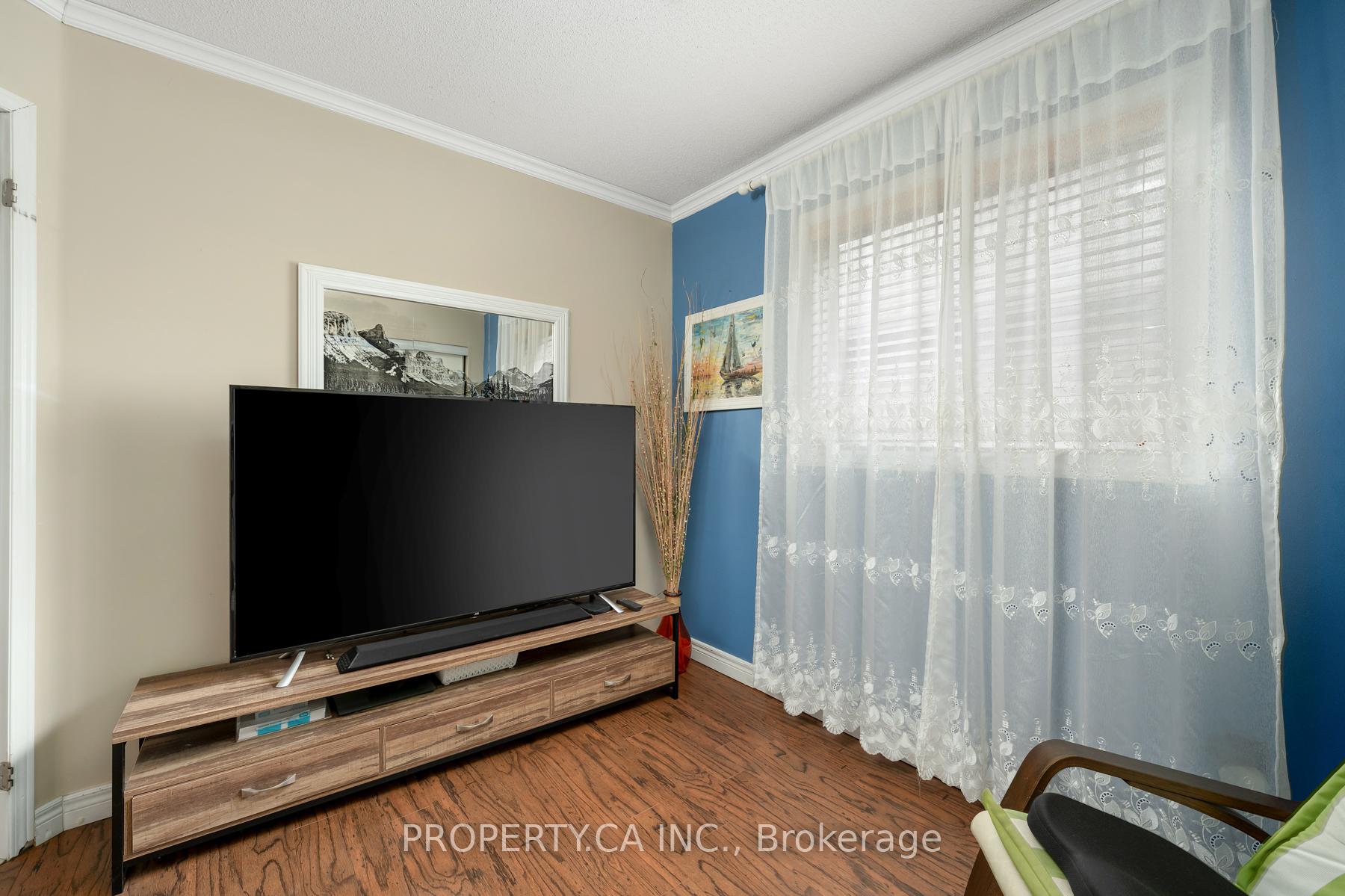 Photo 24 of 12 Suncrest Drive, Brampton, Brampton West — HOMEH