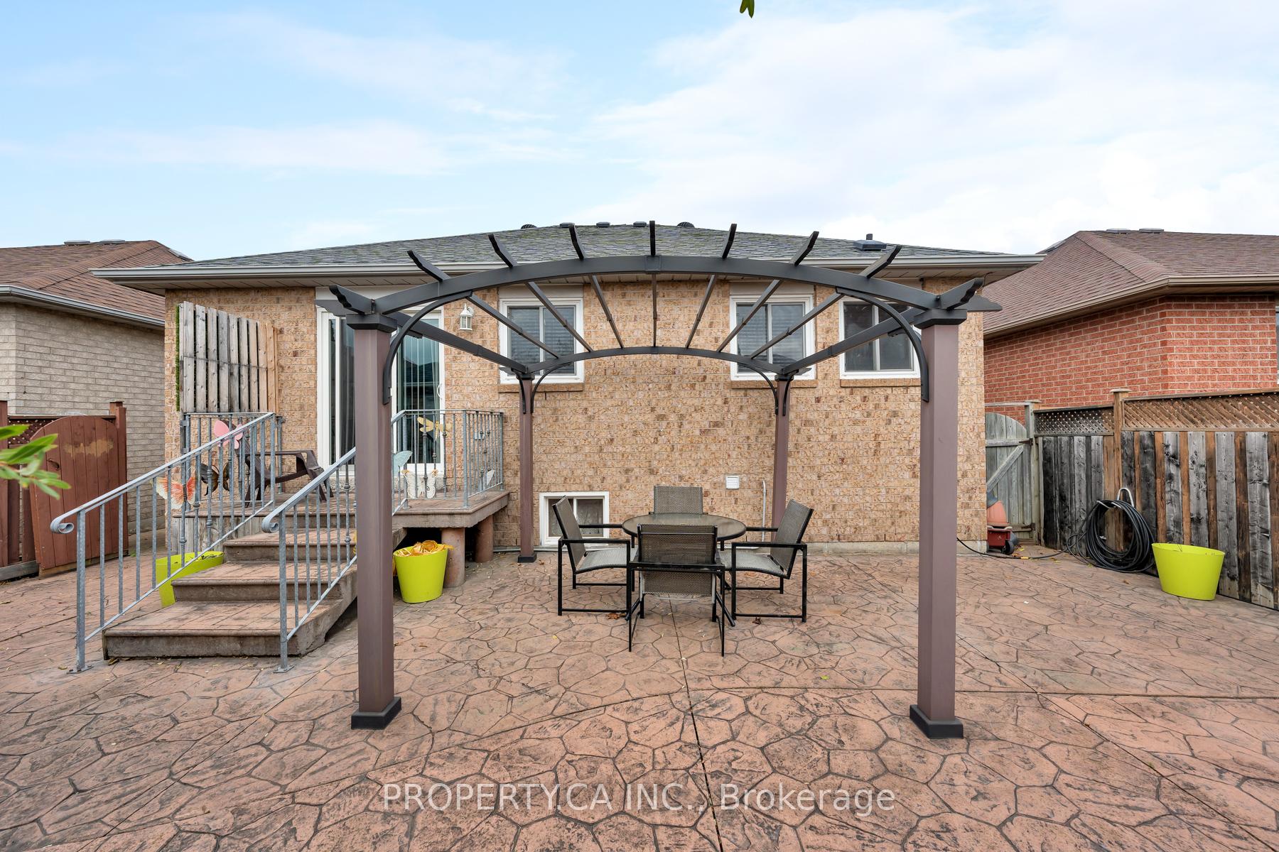 Photo 45 of 12 Suncrest Drive, Brampton, Brampton West — HOMEH