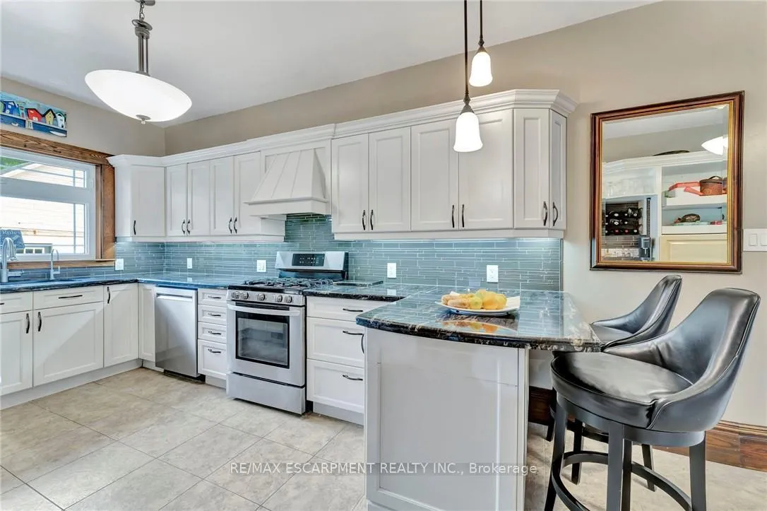 Photo 1 of 2038 Governors Road, Hamilton, Ancaster — HOMEH