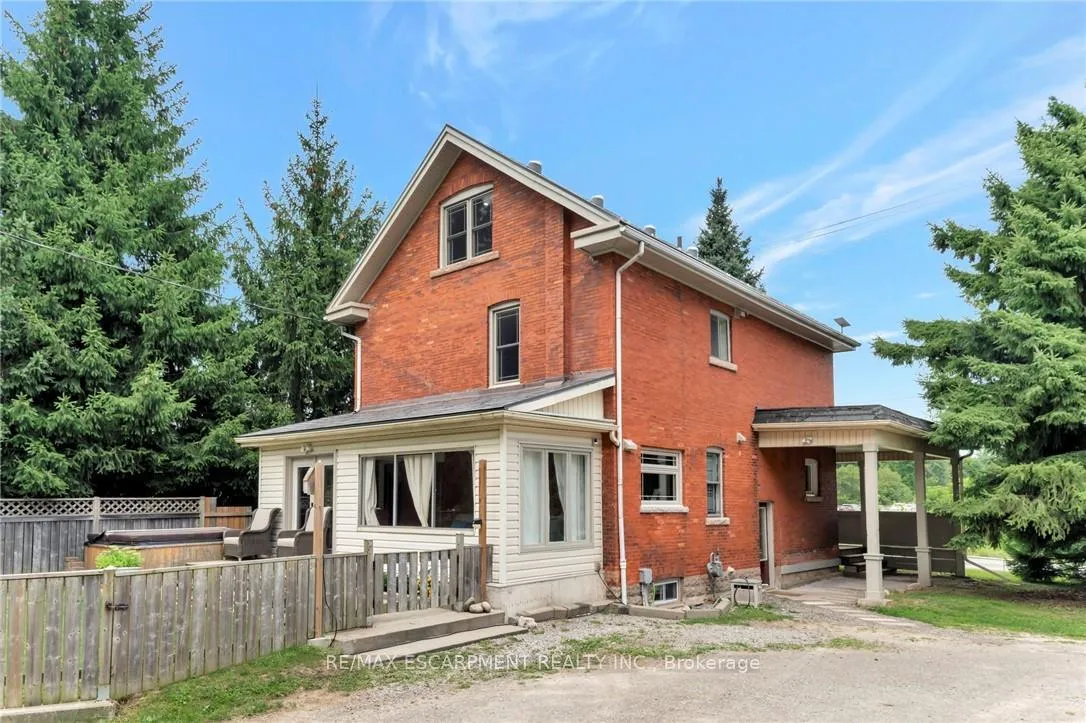 Photo 4 of 2038 Governors Road, Hamilton, Ancaster — HOMEH