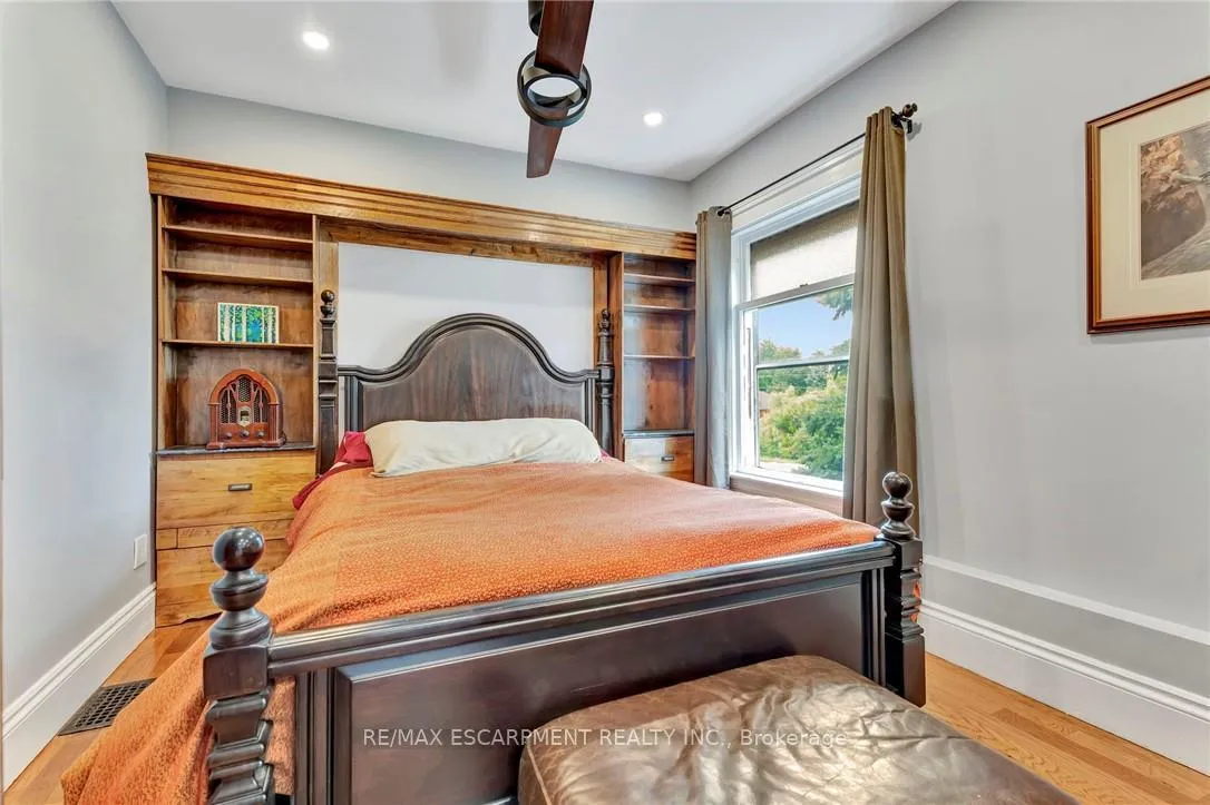 Photo 20 of 2038 Governors Road, Hamilton, Ancaster — HOMEH