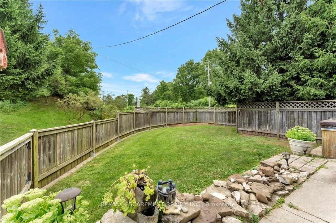 Photo 31 of 2038 Governors Road, Hamilton, Ancaster — HOMEH